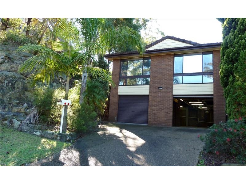 71 BRUSHWOOD DRIVE, Alfords Point NSW 2234