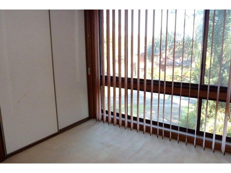 71 BRUSHWOOD DRIVE, Alfords Point NSW 2234