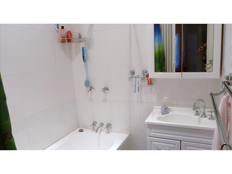 28 WEEMALA AVE, Riverwood NSW 2210