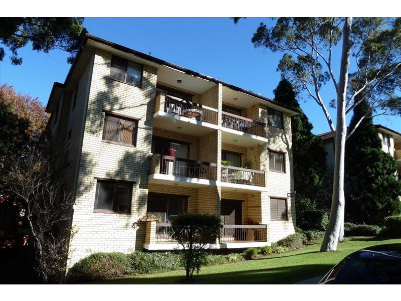 15 Bellevue Pde, Hurstville NSW 2220