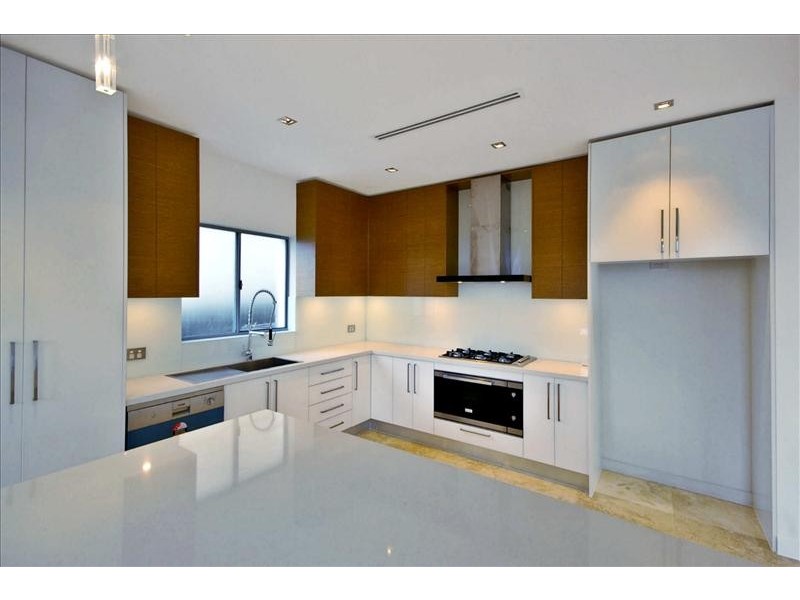 100 Donald St, Hurstville NSW 2220