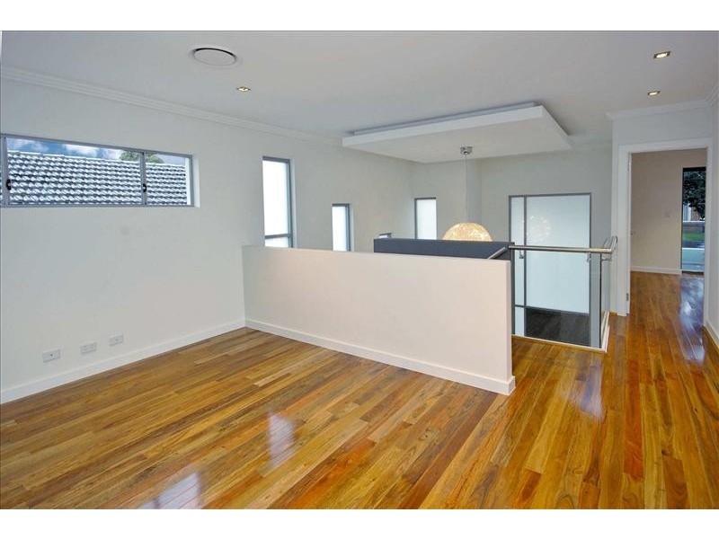 100 Donald St, Hurstville NSW 2220