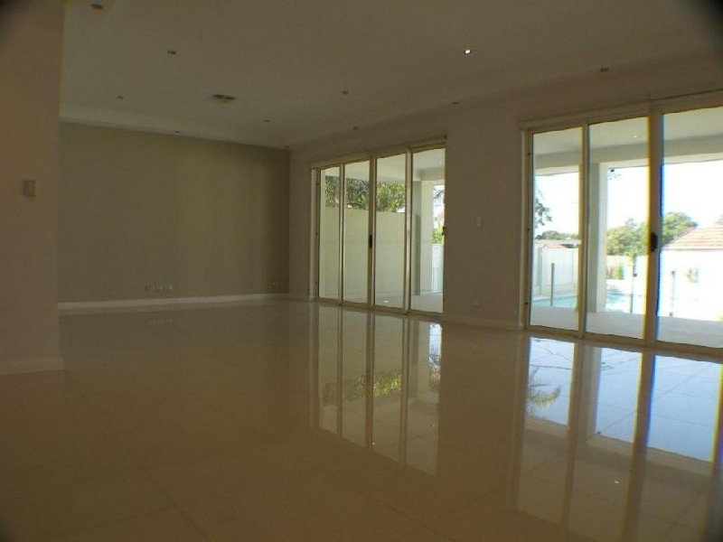 24 seymour street, Hurstville Grove NSW 2220