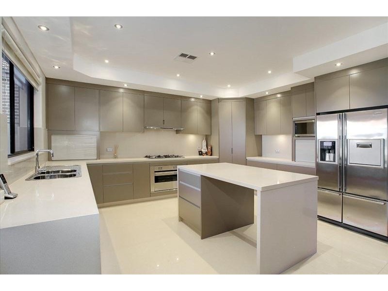 32 Kensington St, Punchbowl NSW 2196