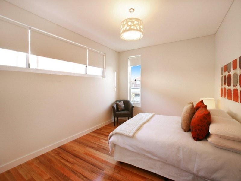 171 Carrington Ave, Hurstville NSW 2220