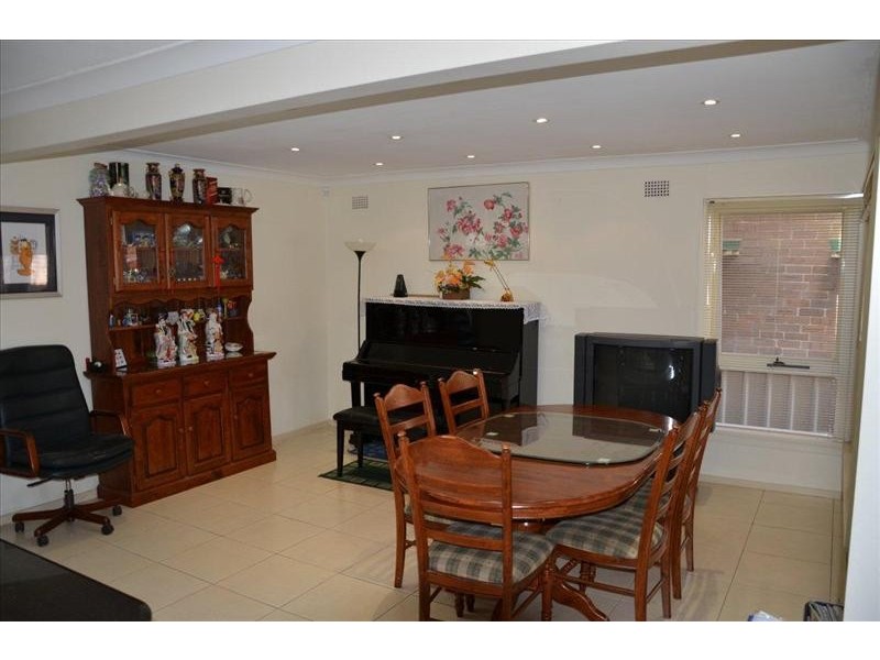 236A Carrington Ave, Hurstville NSW 2220