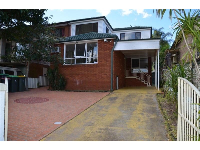 236A Carrington Ave, Hurstville NSW 2220