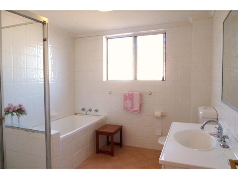 2/68 Victoria Ave, Penshurst NSW 2222