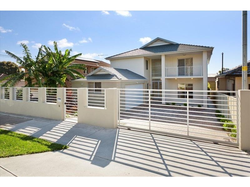 100 Stoney Creek Rd, Beverly Hills NSW 2209