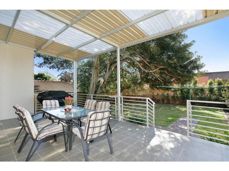 100 Stoney Creek Rd, Beverly Hills NSW 2209