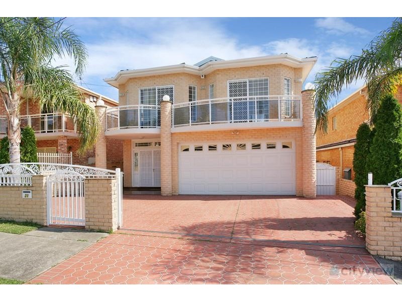 31 Weston Rd, Hurstville NSW 2220