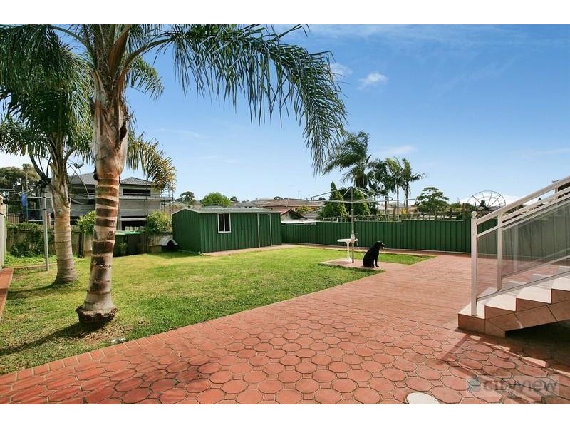 31 Weston Rd, Hurstville NSW 2220