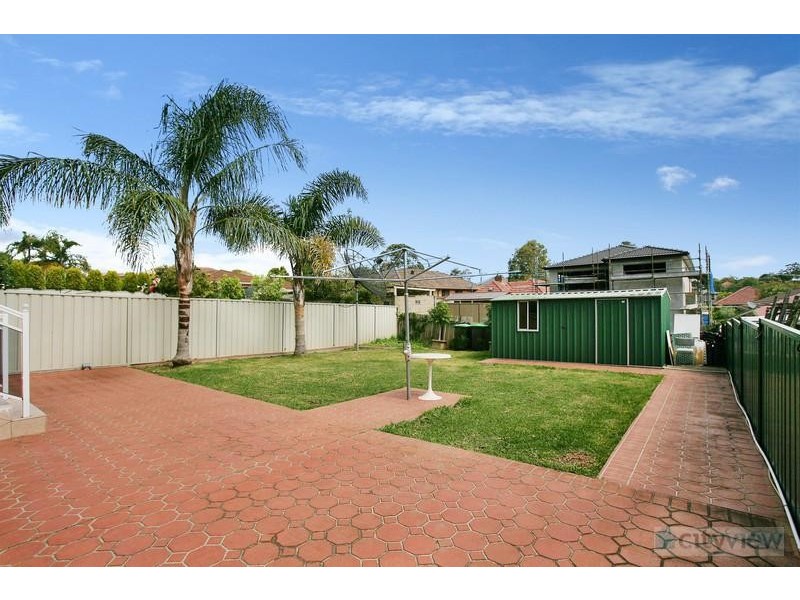 31 Weston Rd, Hurstville NSW 2220