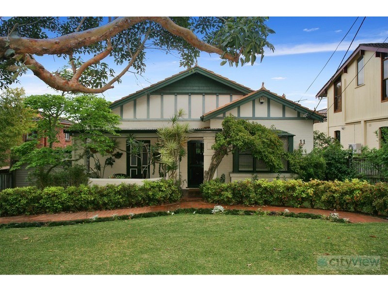 11 Alma St, Hurstville NSW 2220
