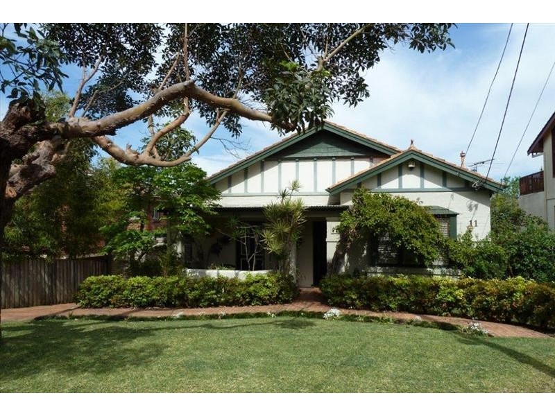 11 Alma St, Hurstville NSW 2220