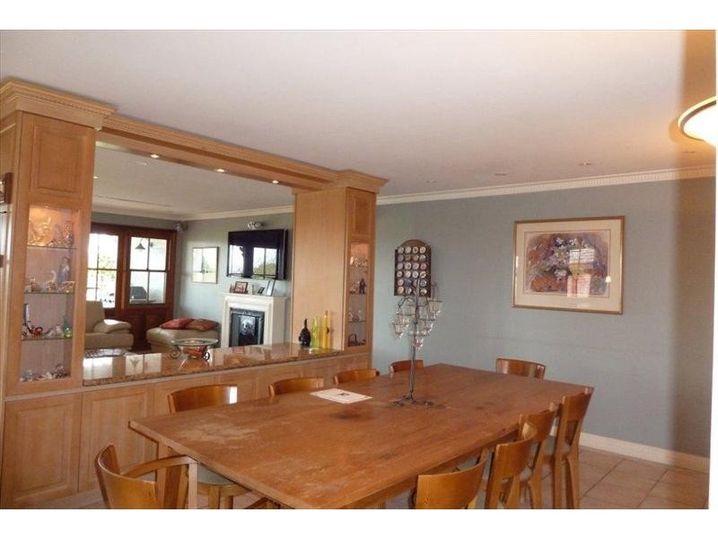 11 Alma St, Hurstville NSW 2220