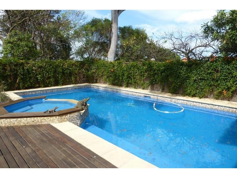 11 Alma St, Hurstville NSW 2220