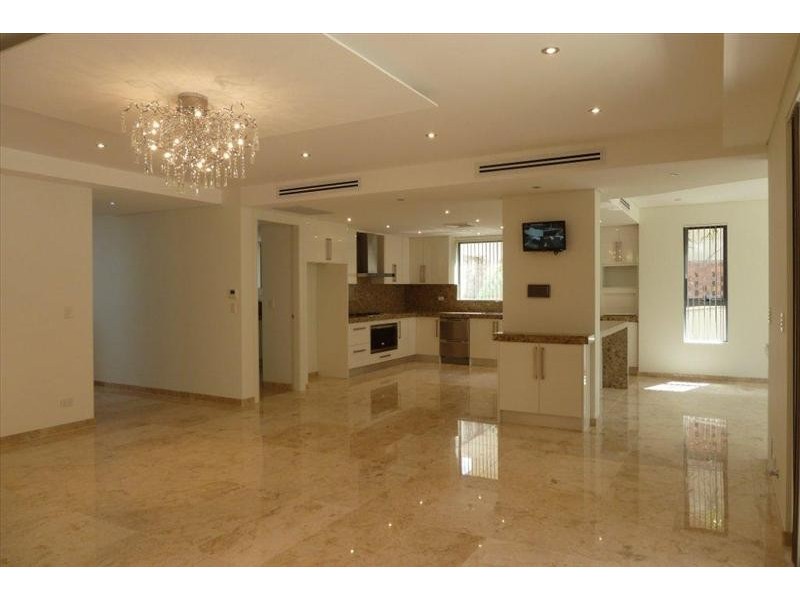 3 NELLELLA ST, Blakehurst NSW 2221