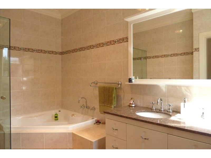 42 Burgess St, Beverley Park NSW 2217