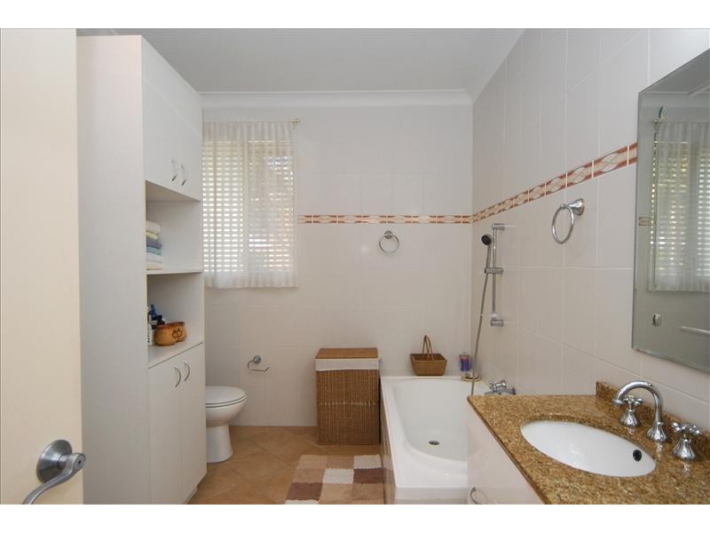 42 Croydon Rd, Hurstville NSW 2220