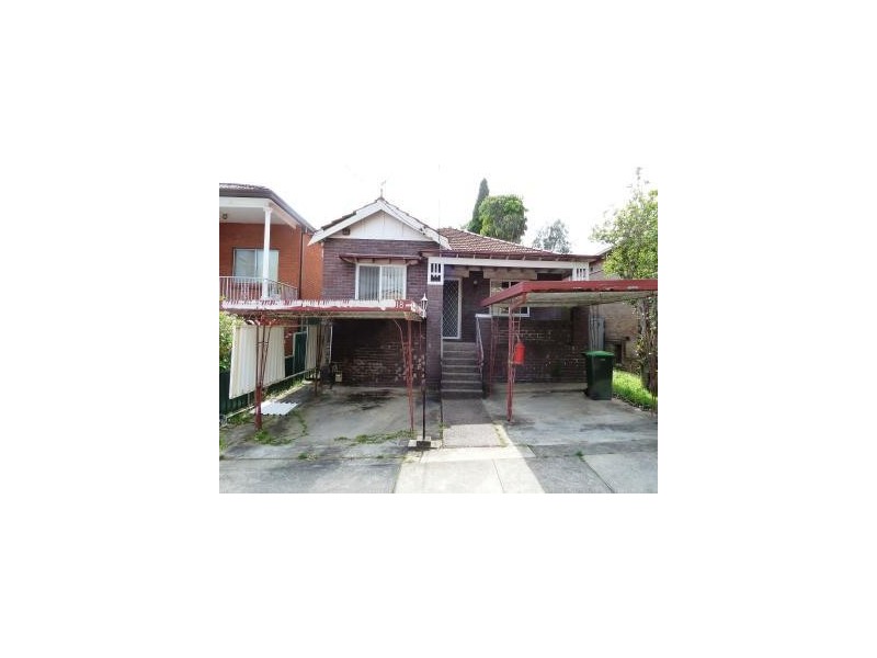 18 Bassett St, Hurstville NSW 2220