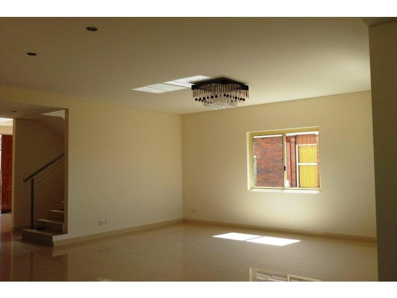 21 GANNONS, Hurstville NSW 2220