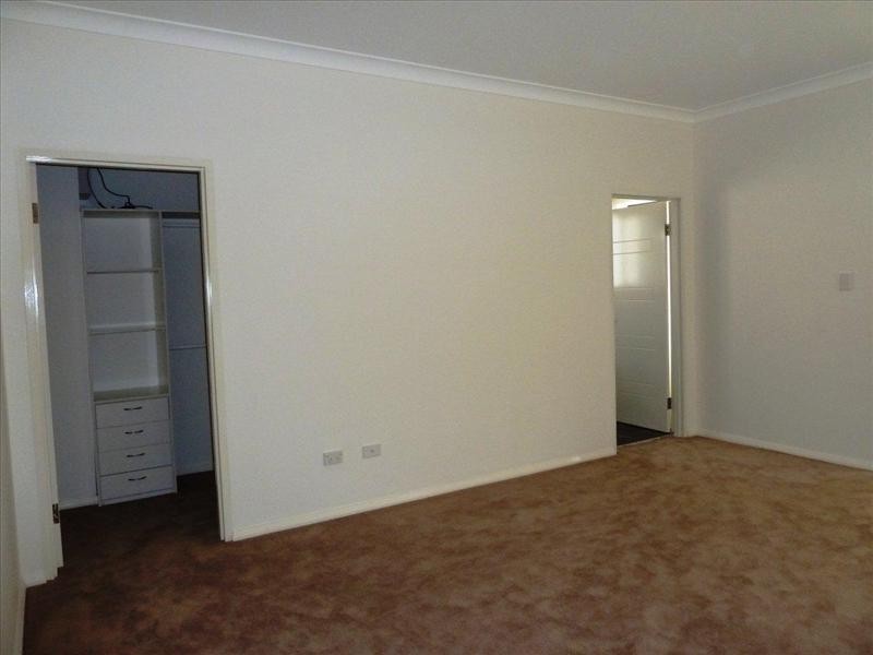 12 Blackshaw Ave, Mortdale NSW 2223