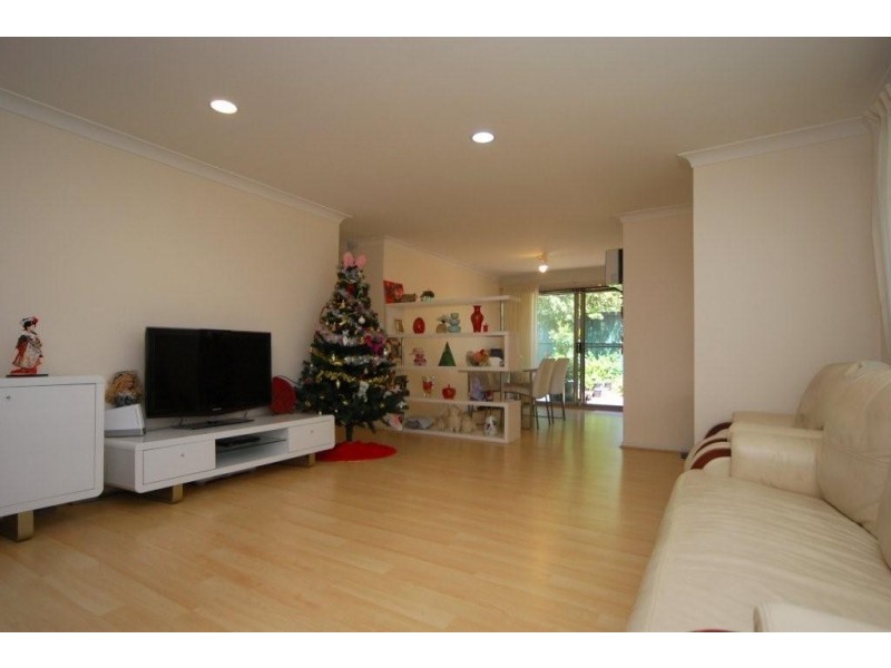46 Bassett St, Hurstville NSW 2220