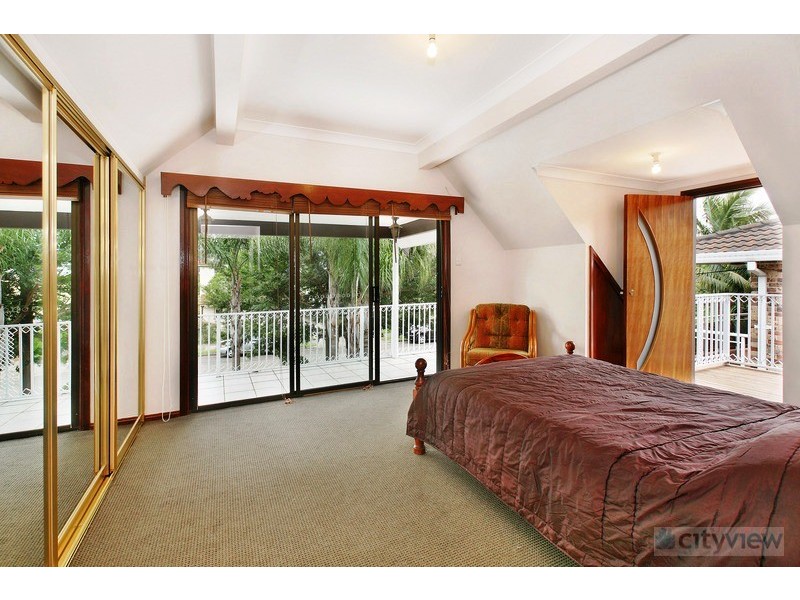 112 GLOUCESTER RD, Hurstville NSW 2220