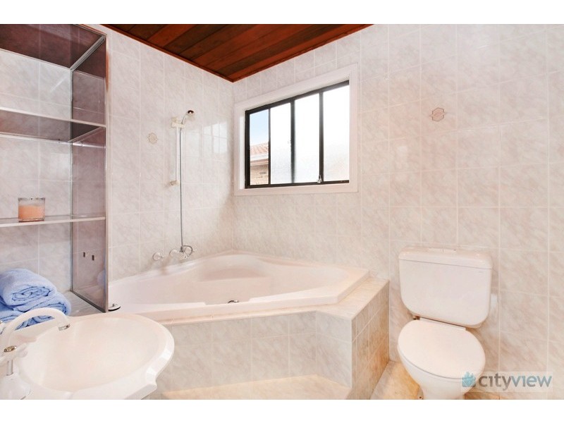 112 GLOUCESTER RD, Hurstville NSW 2220