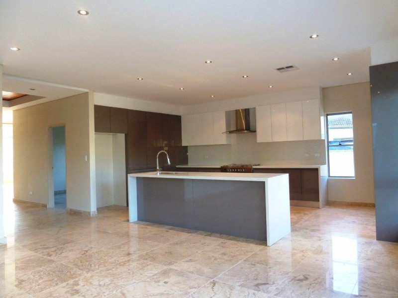 33 EMILY ST, Hurstville NSW 2220