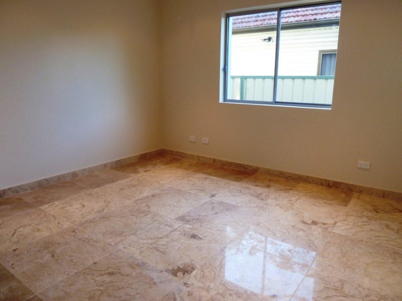 33 EMILY ST, Hurstville NSW 2220