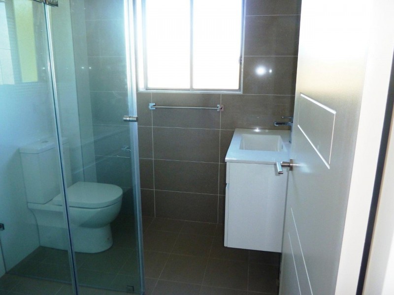 33 EMILY ST, Hurstville NSW 2220