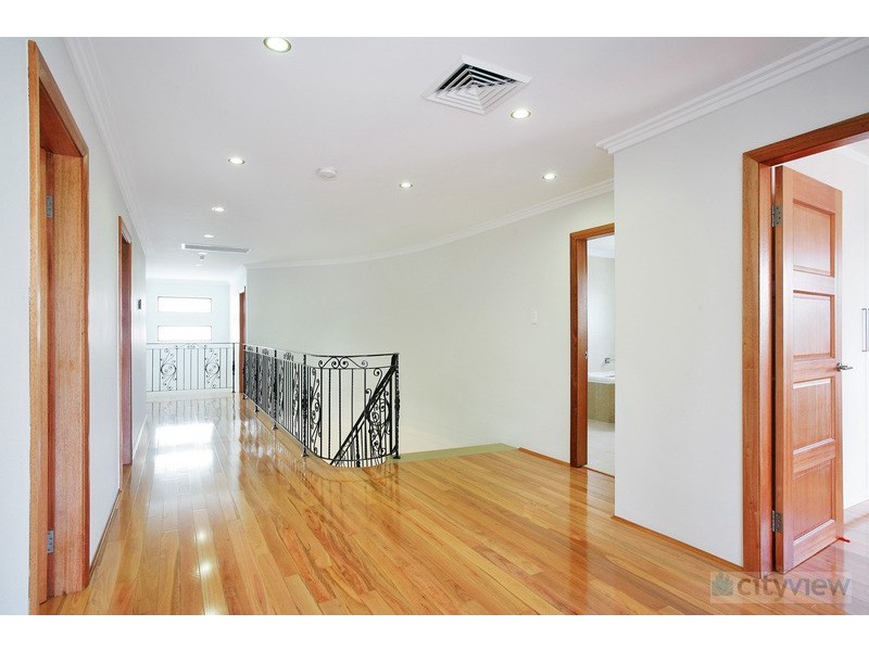 150 CARRINGTON AVE, Hurstville NSW 2220