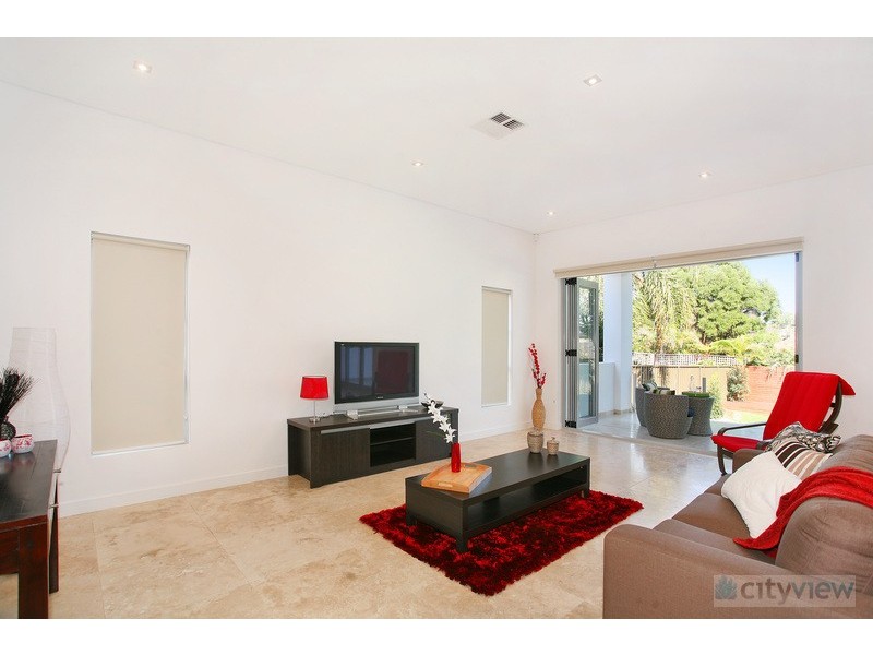 98 HURSTVILLE RD, Hurstville Grove NSW 2220