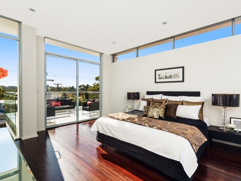 74 WAITARA PARADE, Hurstville Grove NSW 2220