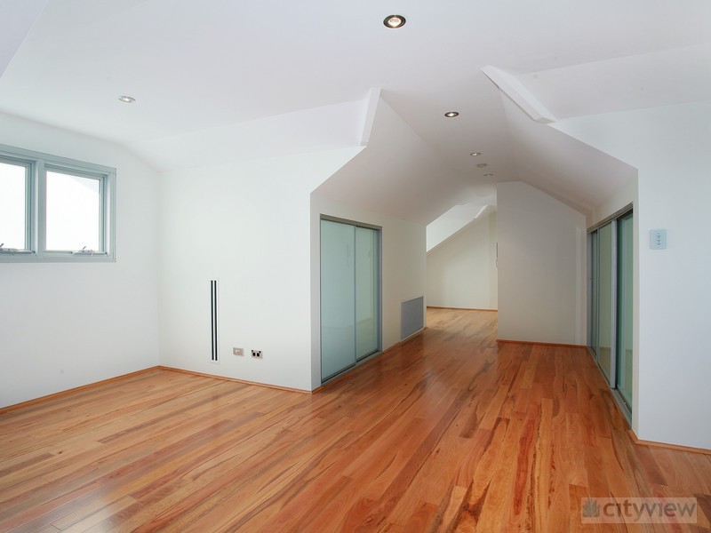 2/18A MOATE AVE, Brighton-le-sands NSW 2216