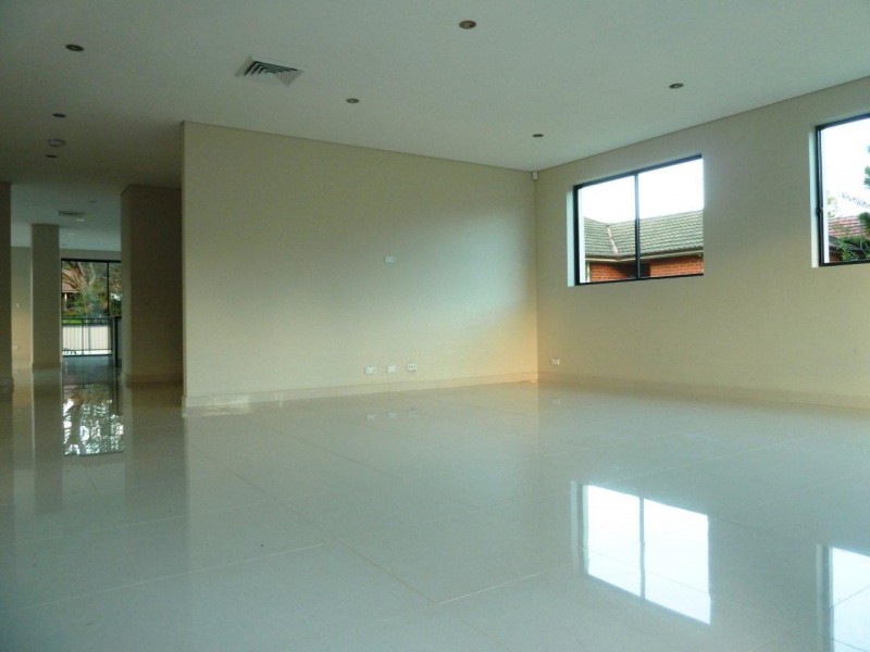 16 THOMAS ST, Hurstville NSW 2220