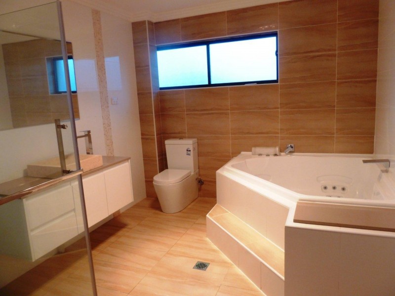 16 THOMAS ST, Hurstville NSW 2220