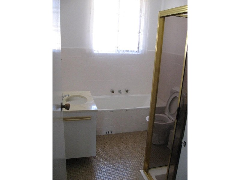 70 Woids ave, Hurstville NSW 2220