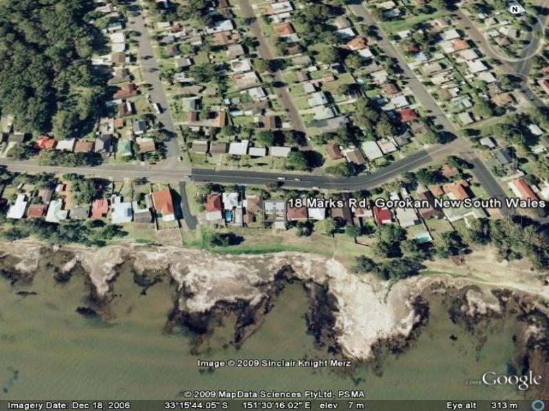 18 MARKS RD, Gorokan NSW 2263