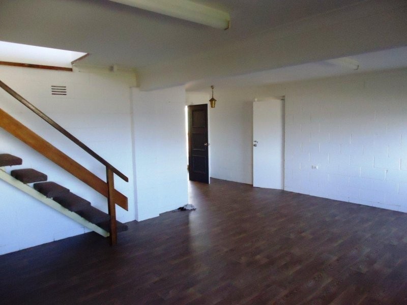 18 MARKS RD, Gorokan NSW 2263