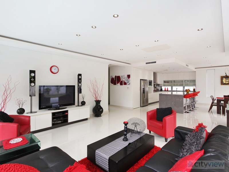 86 MORSHEAD DR, Connells Point NSW 2221