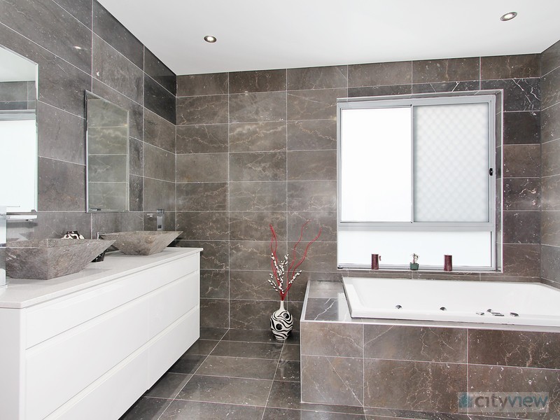 86 MORSHEAD DR, Connells Point NSW 2221