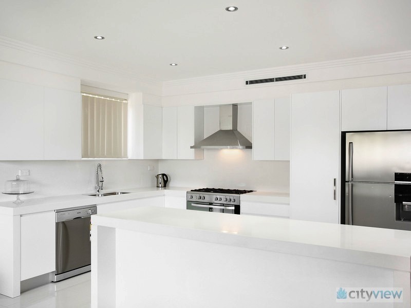 31 WARWICK, Hurstville NSW 2220