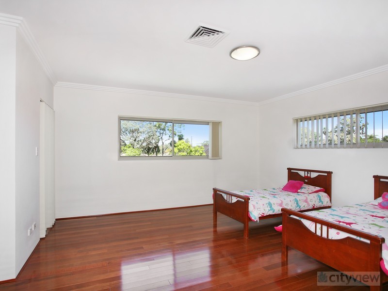 31 WARWICK, Hurstville NSW 2220