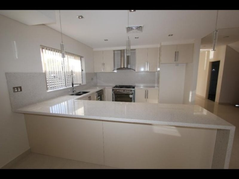 7 WARRABA, Hurstville NSW 2220