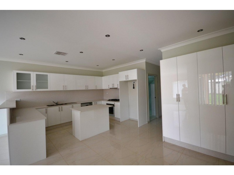 52 SPINXS, Revesby NSW 2212