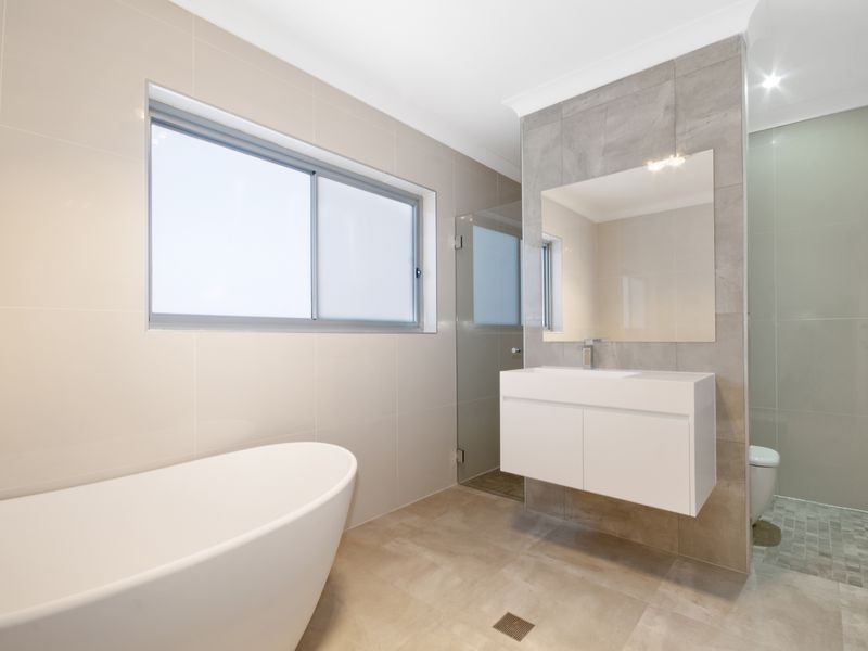 31 Warraba St, Hurstville NSW 2220