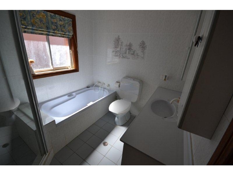 37 Taunton Rd, Hurstville NSW 2220